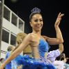Sabrina Sato virá com fantasia de Cisne Negro no Carnaval 2015 da Vila Isabel