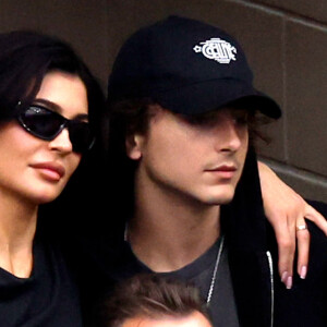 Os rumores de namoro entre Kylie Jenner e Timothée Chalamet  começaram a se espalhar no início de abril