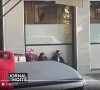 Quando a loja do McDonald's fecha, mãe e filha dormem na rua