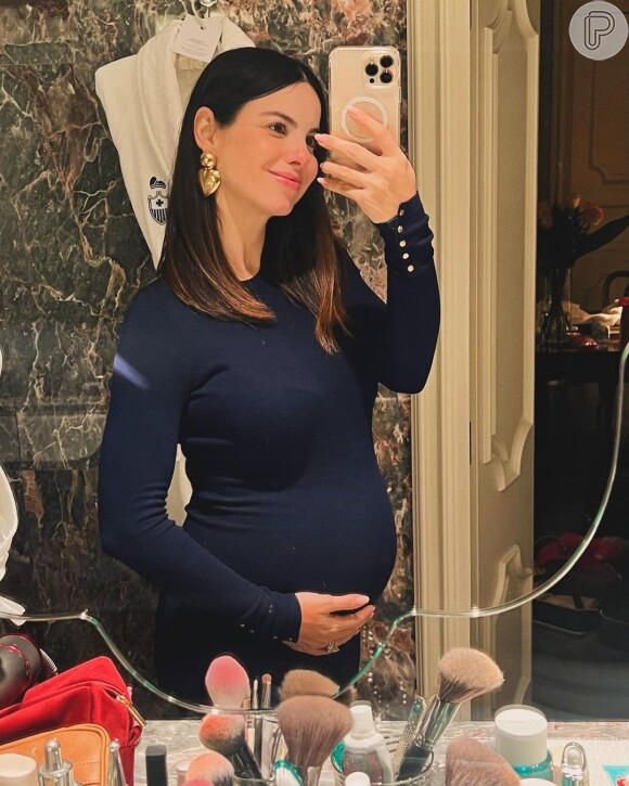 Sthefany Brito está grávida pela segunda vez e exibe sua barriguinha com orgulho nas redes sociais