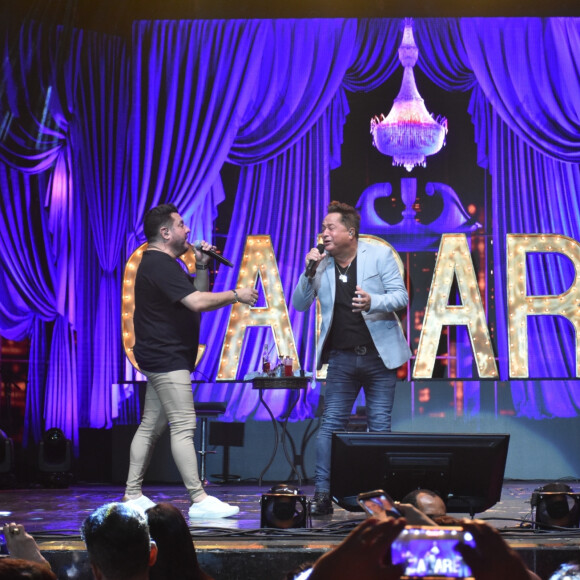 Leonardo e Bruno & Marrone estão juntos no espetáculo 'Cabaré', que roda o Brasil