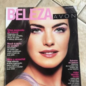 Em outra capa para a Beleza, da Avon, Ana Paula Arósio provou o motivo de ser considerada uma das atrizes brasileiras mais bonitas