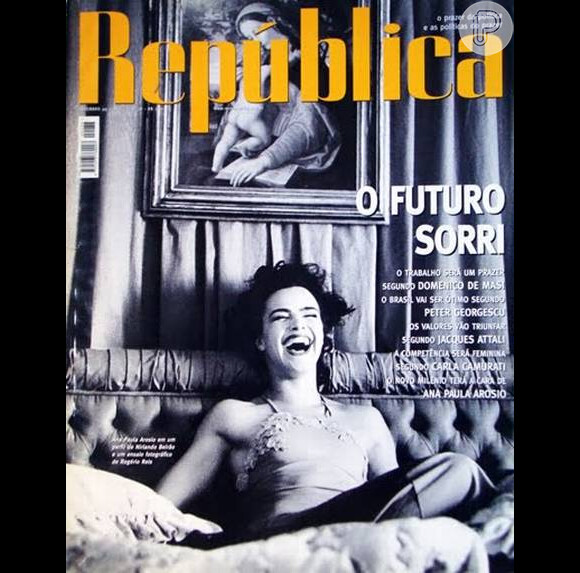 Para a República, Ana Paula Arósio mostrou a parte mais linda do seu tão desejado corpo: o sorriso