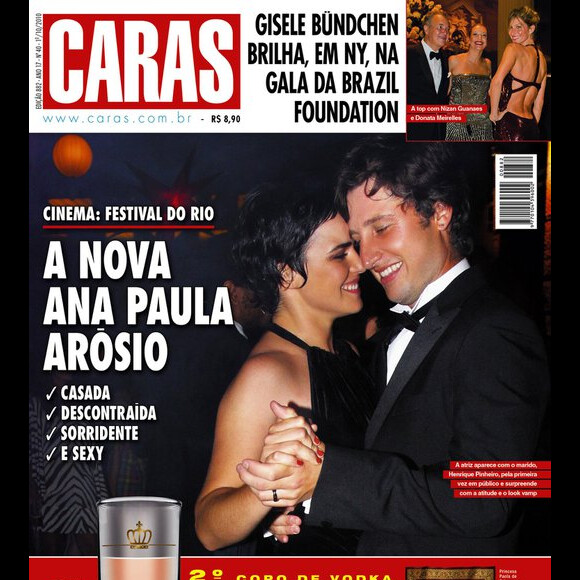 A nova Ana Paula Arósio: atriz roubou a cena com o marido na revista CARAS