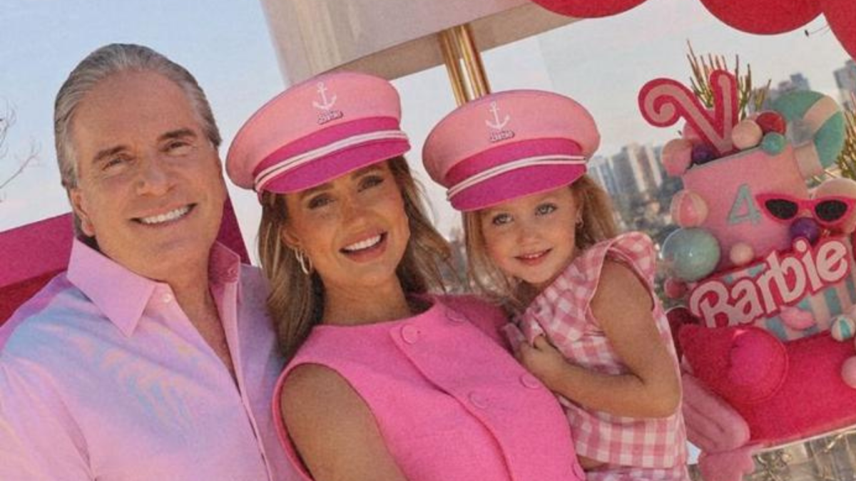 Foto: Só um bolinho? Vicky, filha de Roberto Justus e Ana Paula Siebert