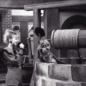 Eliana em foto de 1991 no 'Festolândia', seu primeiro programa infantil