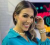 'A Fazenda 16': apresentadora Hariane Fonseca vai participar do reality show, segundo Fábia Oliveira, do portal Metrópoles