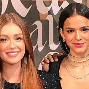 Fãs de Bruna Marquezine e Marina Ruy Barbosa foram surpreendidos com mais uma interação online por parte da atriz de 'Besouro Azul'