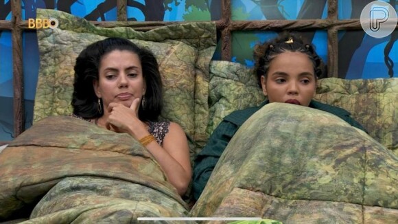 Fernanda e Pitel entrevistarão convidados como Tadeu Schmidt e Diogo Defante em cima de uma cama, tal como a do Quarto Gnomo, do 'BBB 24'