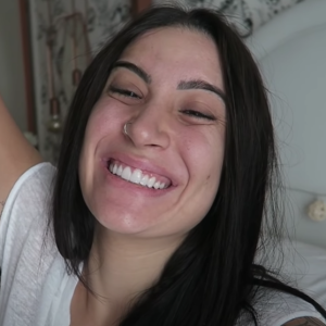Bianca Andrade não deixou de produzir conteúdos para o YouTube até 2023, quando paralisou seu canal