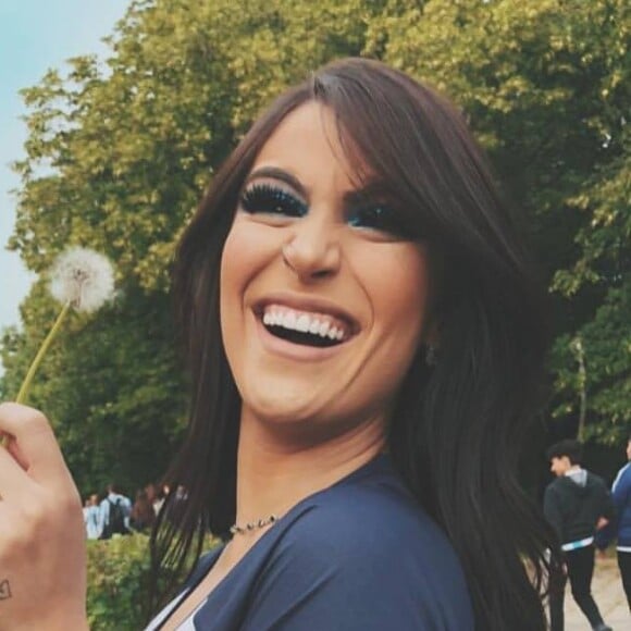 Bianca Andrade, então, passou a adotar os fios morenos como sua identidade visual