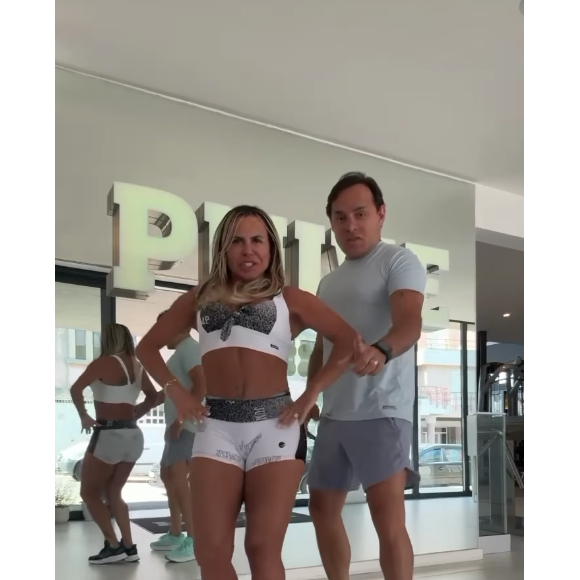 No vídeo, Esdras e Gretchen apareceram combinando passos de uma música viral com muitas caras e bocas