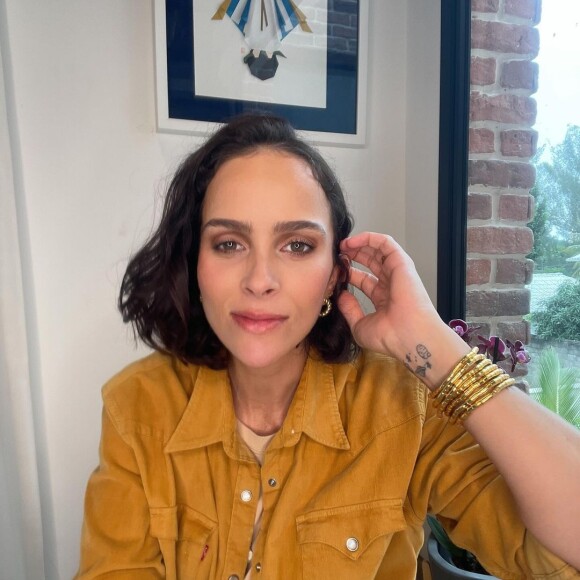 Letícia Cazarré, após uma internação preocupante da filha, curtiu uma festa junina com amigas na última quinta-feira (13)