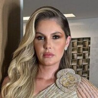 Bárbara Evans transforma o corpo com várias cirurgias de uma só vez e resultado deixa fãs em choque: 'Corajosa'. Veja!