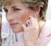 Itens que pertenceram à Princesa Diana são leiloados nos Estados Unidos