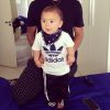 Zion, filho de Micael Borges mostra look do dia: calça cargo, camisa Adidas baby e um lenço para dar um charme!