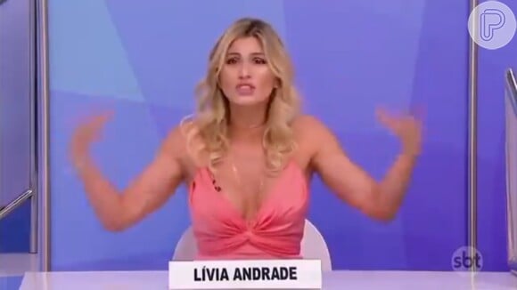 Lívia Andrade trocou farpas ácidas com Patricia Abravanel no 'Programa Silvio Santos' de 2017