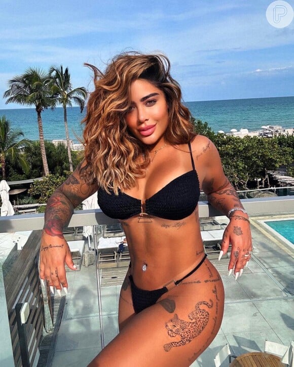 Rafaella Santos também tem tatuagens na coxa