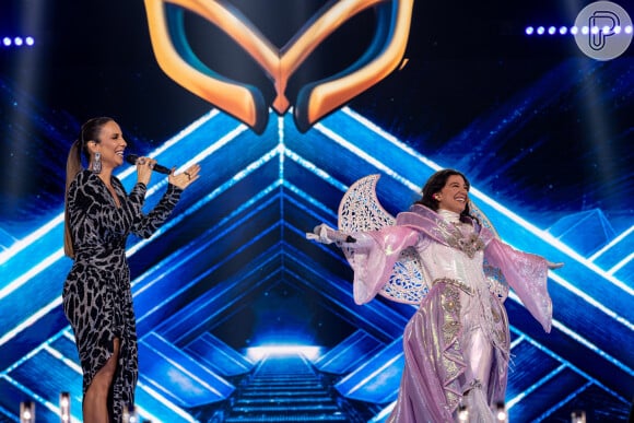 Priscilla Alcantara encarou o Unicórnio e foi a campeã da primeira temporada de 'The Masked Singer'