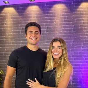 Luigi César e Júlia Vieira escolheram a Fazenda Santa Barbara, em Itatiba, interior de São Paulo, para oficializar o relacionamento 