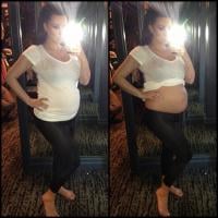 Kim Kardashian mostra barriga de grávida em seu Instagram: 'Baby Love'