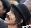 Anthony Kiedis, do Red Hot Chilli Peppers, foi criticado na web por antigo relacionamento com modelo 31 anos mais nova que ele