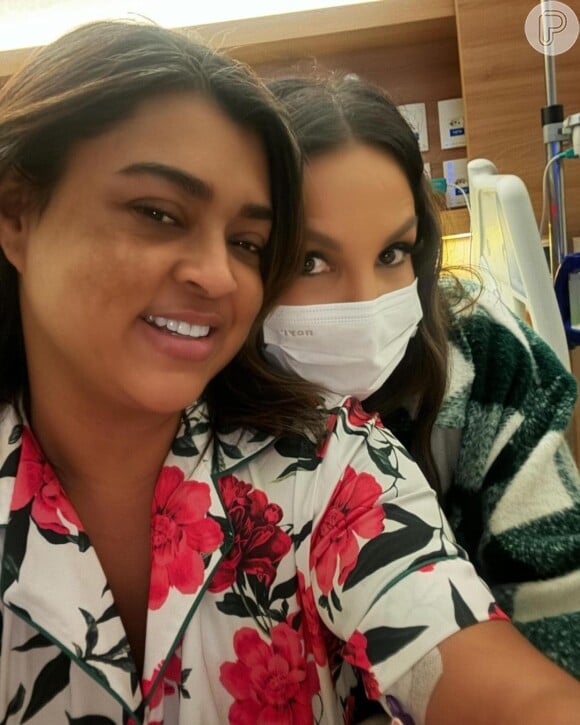 Preta Gil chegou a cancelar shows esse ano por conta de mal-estar; no hospital, cantora foi visitada por Ivete Sangalo