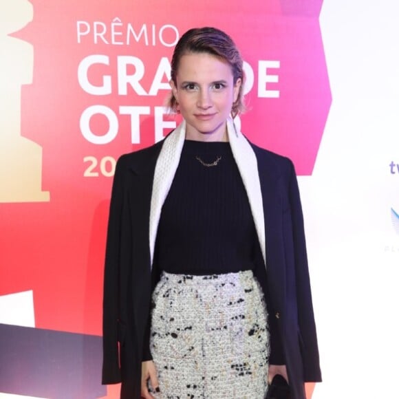 Bianca Comparato apostou em look elegante para a entrega do Prêmio Grande Otelo de Cinema 2024