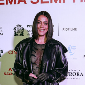 Carol Castro elegeu transparência na entrega do Prêmio Grande Otelo de Cinema