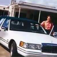 Último carro de Silvio Santos era nada luxuoso, mas o veículo queridinho do apresentador é outro. Conheça o Lincoln Continental 1993!