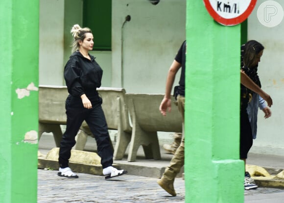 Deolane Bezerra deve ser encaminhada ao presídio Colônia Penal Feminina, também em Recife