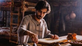 Respire fundo ao saber como 'The Chosen', na 5ª temporada, vai mostrar a cena da traição de Judas; é de 'partir o coração'!