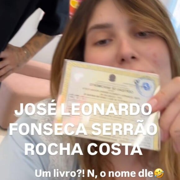 Virgínia compartilhou em seus stories nas redes sociais que o nome completo do filho caçula é José Leonardo Fonseca Serrão Rocha Costa.