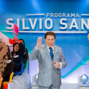 Túmulo de Silvio Santos não deve ter letras douradas e nem receber árvore em cima