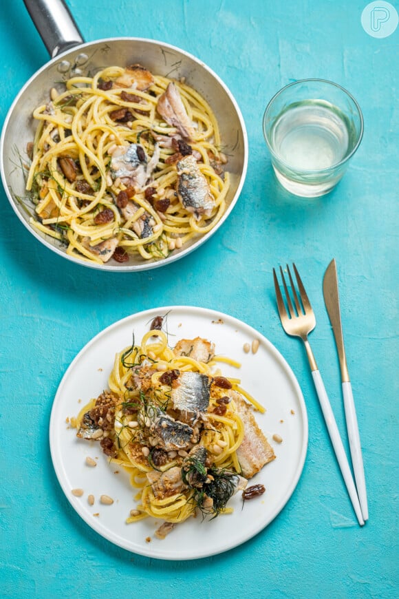 Dieta da sardinha fez muito sucesso entre os famosos e coniste em adotar o pescado como proteína principal da alimentação