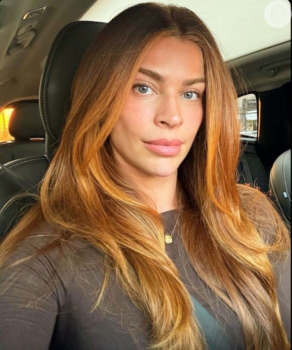 Grazi Massafera, atualmente com 42 anos, impressiona a internet com sua beleza natural e conservada