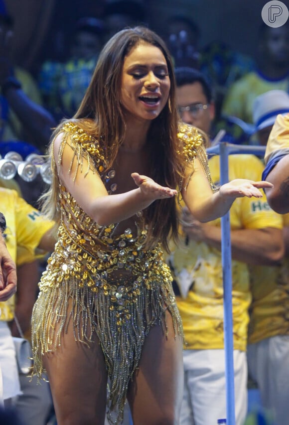 Anitta faltou à final da escolha do samba-enredo da Tijuca para o carnaval 2025, mas Lexa, atual rainha de bateria, compareceu