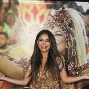 Lexa surgiu com look cheio de franjas para noite de escolha de samba-enredo na Unidos da Tijuca para o carnaval 2025