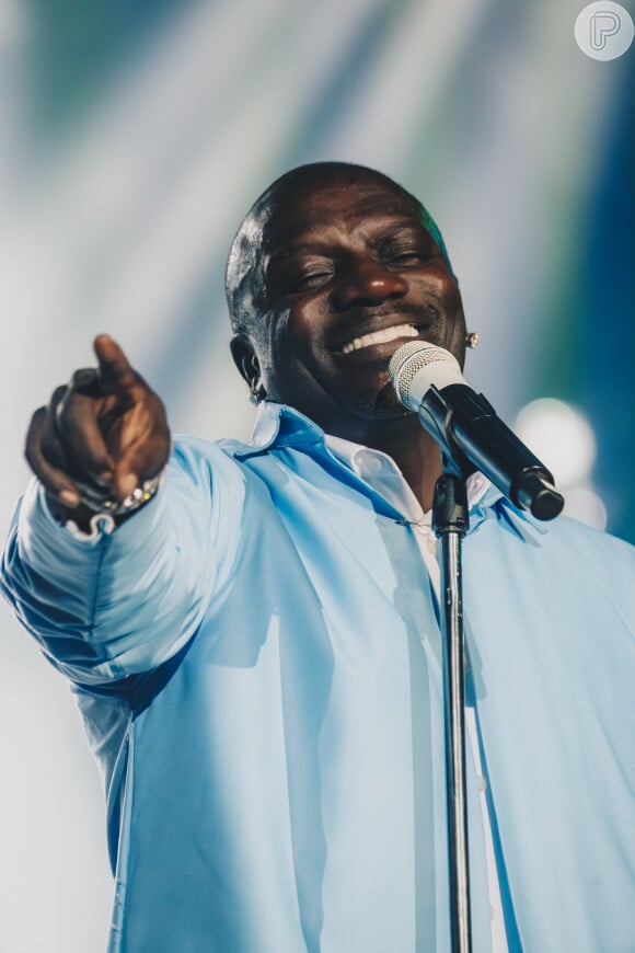 Akon se apresentou no Rock in Rio neste domingo (22) e dividiu opiniões com sua apresentação