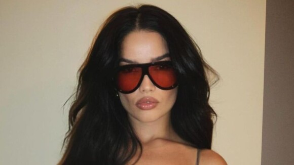 Juliette, após ter corpo criticado no Rock in Rio 2024, deixa barriga à mostra em treino pesado e costas definidas chamam atenção