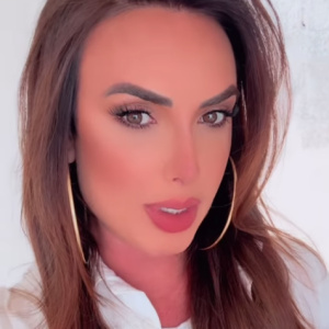 Segundo Nicole Bahls, a motivação para a cirurgia foi o desejo de estar bem e com o corpo bonito para o Carnaval 2025