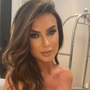 "Gente, eu sou uma embalagem, dependo da minha imagem e quero ficar com a cintura fininha para o verão", brincou Nicole Bahls nas redes sociais