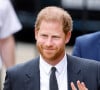 Príncipe Harry foi até Nova Iorque sozinho para um evento, sem a companhia de Meghan Markle.