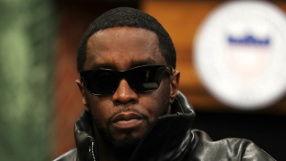 Preso em 'estado de choque', P. Diddy sofre reviravolta em estado mental após importante visita na cadeia