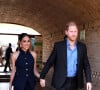 Príncipe Harry e Meghan Markle estão radiantes pelo suposto envolvimento de um membro da Família Real com as festas de P. Diddy. As informações são do tabloide RadarOnline