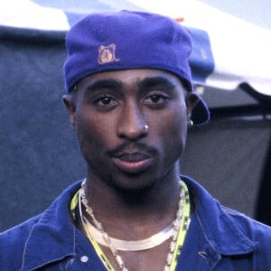 Tupac Shakur, ícone do rap, foi assassinado em 1996 em Las Vegas. O crime nunca foi completamente solucionado