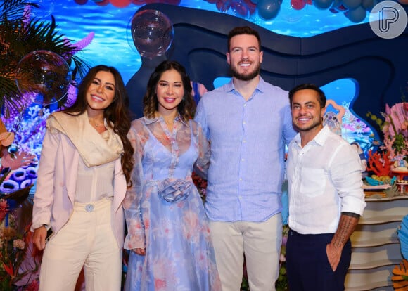 Maira Cardi e Thiago Nigro receberam Thammy Miranda e Andressa Ferreira na festa de Sophia