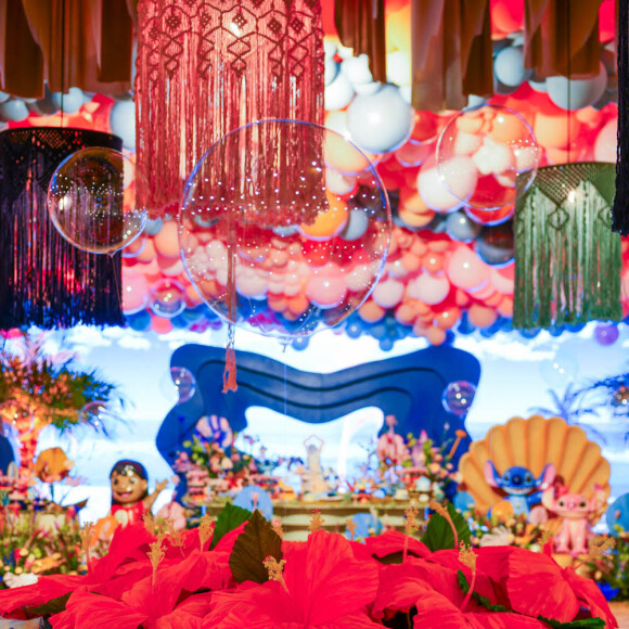 Os detalhes da decoração da festa de aniversário de Sophia roubaram a cena