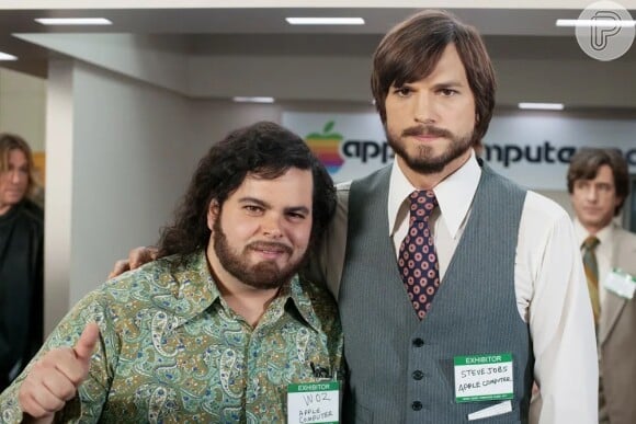 Em 2013, Ashton Kutcher interpretou Steve Jobs no filme 'Jobs', contando a história do empresário