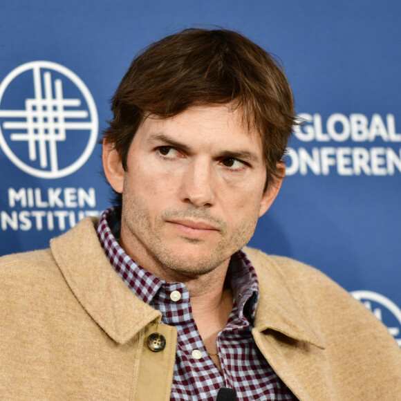 Dieta de Ashton Kutcher era seguida pelo próprio Steve Jobs e acabou danificando a saúde do ator